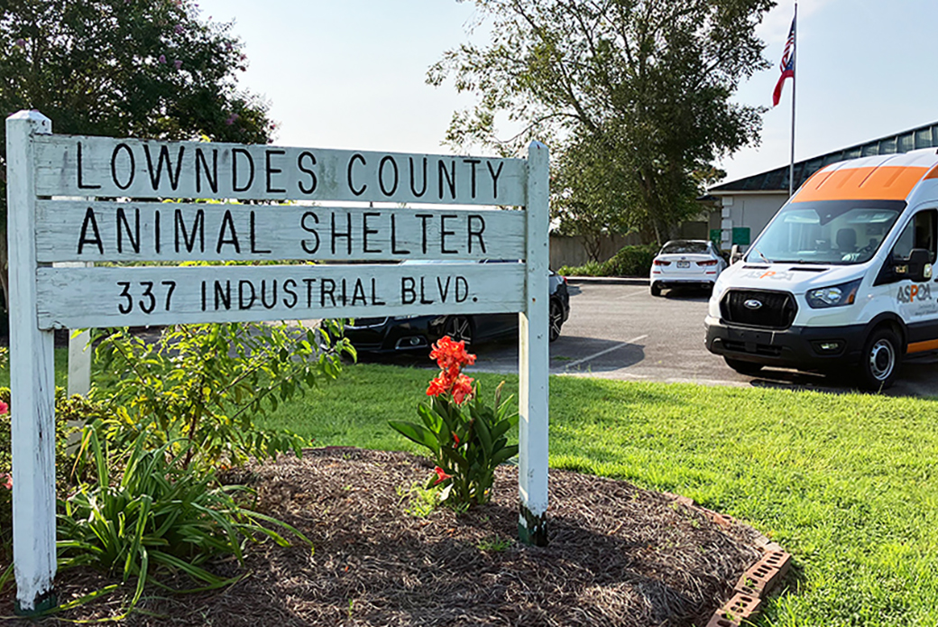 ASPCA transport van at Lowndes County Animal Shelter